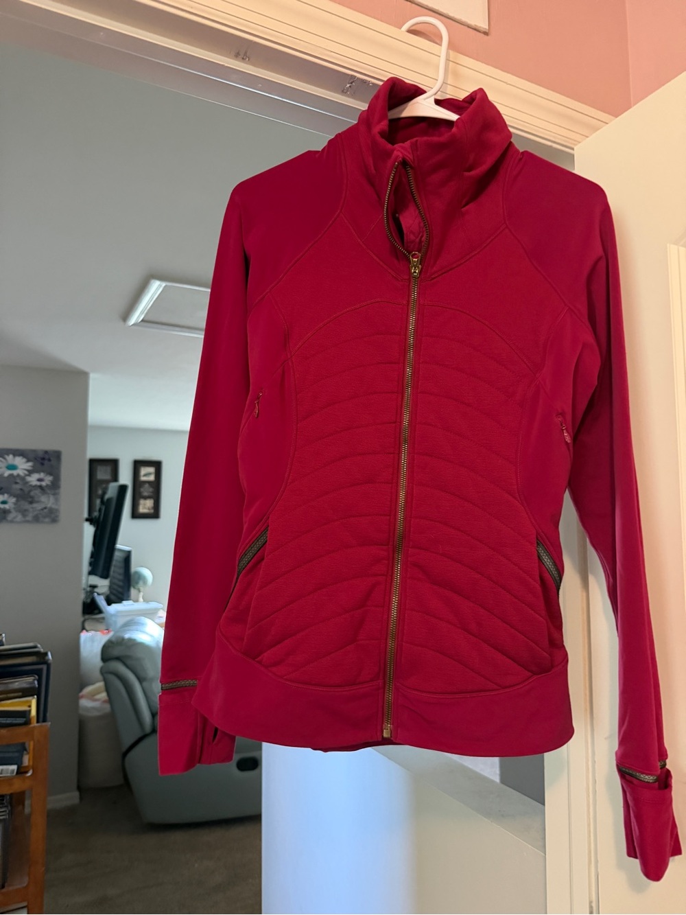 lululemon Fleecy Keen Jacket III Wine Berry size 6. Retailed $198.